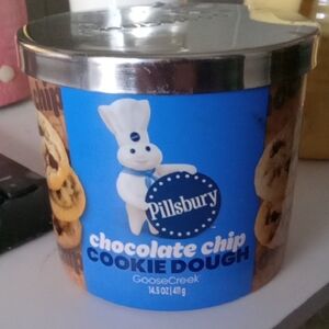 Pillsbury Chocolate Chip Cookie Dough Scented Candle - Blue